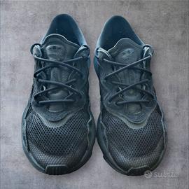 Adidas Ozweego "Triple Black" - Taglia 43 1/3 👟