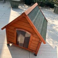 Cuccia in legno per il cane mai usata