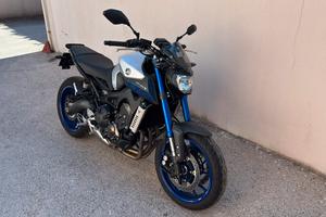 Yamaha MT 09 RaceBlu