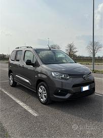 Toyota Proace City trasporto disabili