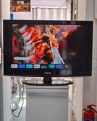 SMART TV Samsung 32 pollici integrato Fire Stick 