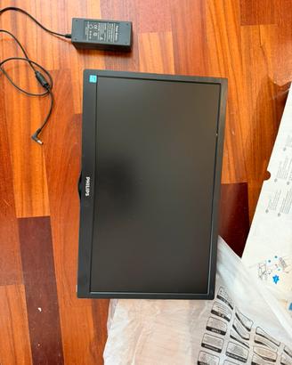 Monitor Philips 18.5” LED VGA con cavo alim