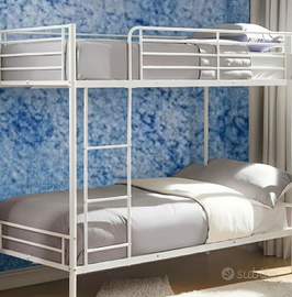 Letto a castello in acciaio + materassi nuovi