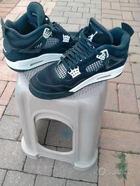 Jordan 4 retro