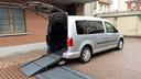 caddy-ribassato-trasporto-disabili-maxi-pedana