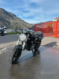 A2 Ducati Monster 696