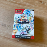 Pokémon Evoluzioni Prismatiche Lotto 1 Bundle