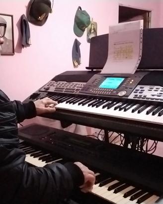 Tastiera Yamaha 9000