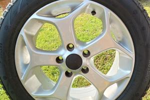 4 cerchi in lega 205/55/R16