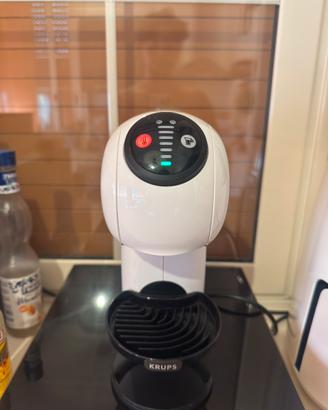 Macchina caffe Nescafe dolce gusto genio s krups