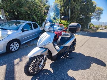 Piaggio Beverly 300 i.e.