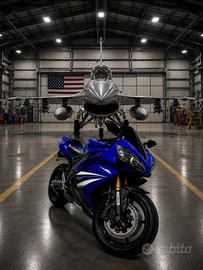Yamaha R1