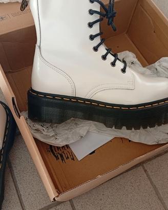 Dr Martens Jadon