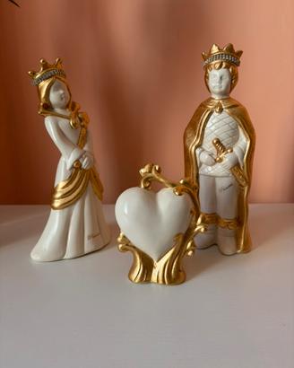 Set composto da principessa, principe e cuore
