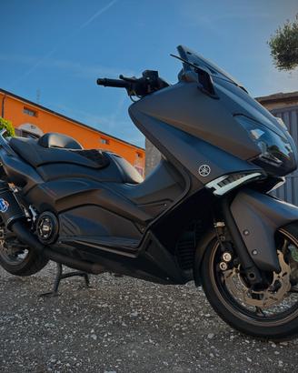 Yamaha tmax 530