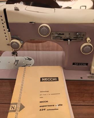 Macchina da cucire Necchi 204 anni 60