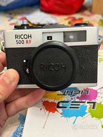Macchina fotografica Ricoh 500RF anno 1980