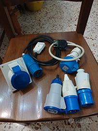 Materiale elettrico CEE 16A e adattatori