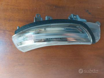FRECCIA DESTRA specchietto TOYOTA IQ + MOTORINO