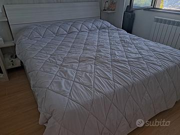 Letto contenitore + materasso matrimoniale 