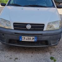Auto fiat punto anno 2005