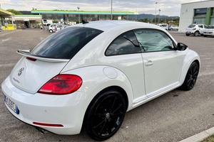 Maggiolino 2.0  200 cv dsg