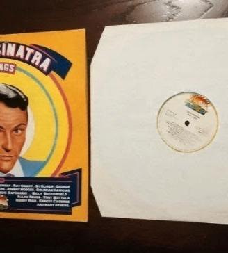 LP  Frank Sinatra - Swings. Giants of jazz 1987.