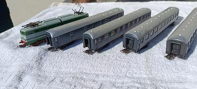 Treno espresso anni '70 Lima Scala H0