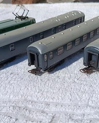 Treno espresso anni '70 Lima Scala H0