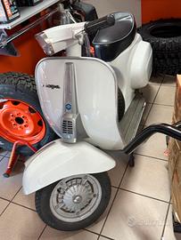 Vespa 50