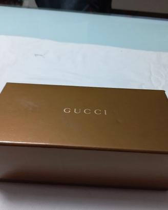 Gucci custodia rigida portaocchiali con controscat