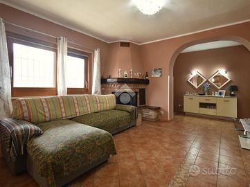 CASA INDIPENDENTE A SERMONETA