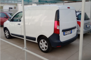 Furgone dacia docker GPL benzina