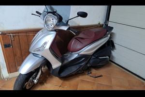 Beverly 350 sport touring