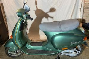 due vespa PX 150 Et4 