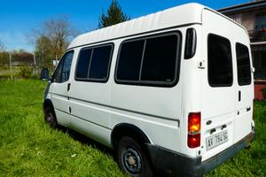 Ford Transit camperizzato