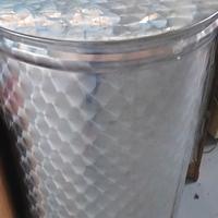 contenitore inox per alimenti e vino 