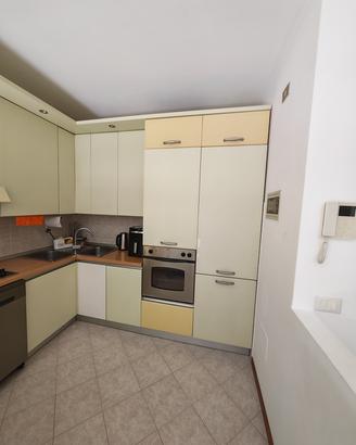 GRATIS - Cucina angolare 270x240
