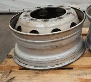 4 cerchi in ferro 22.5 R
