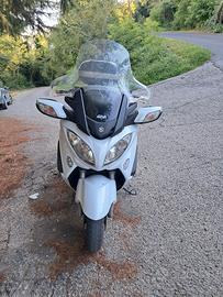 Suzuki burgman 650