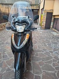 2010 Honda sh300