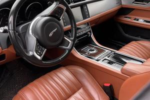 Jaguar xf 240 cv