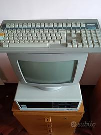 Computer Olivetti M24 completo di manuali