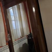 Armadio con anta con lo specchio