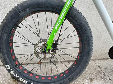 Fat bike race mountain