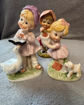 3 statuine porcellana  (2 stile Capodimonte)