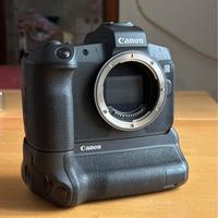 Eos R + adattatore EF-R + battery grip