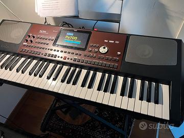 TASTIERA KORG PA 700