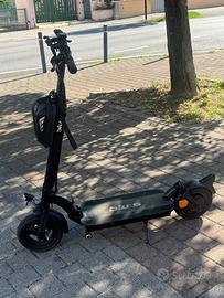 Monopattino elettrico Blu:s Stalker XT950