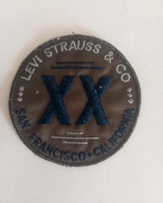 Stemma in tessuto Levi's 